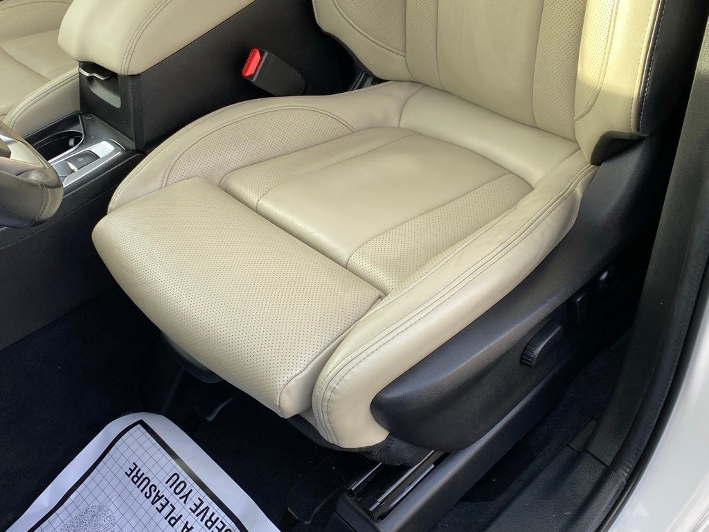 2023 Subaru Ascent Limited AWD NEW TIRES CLEAN CARFAX