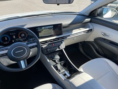 2025 Hyundai TUCSON SE FWD