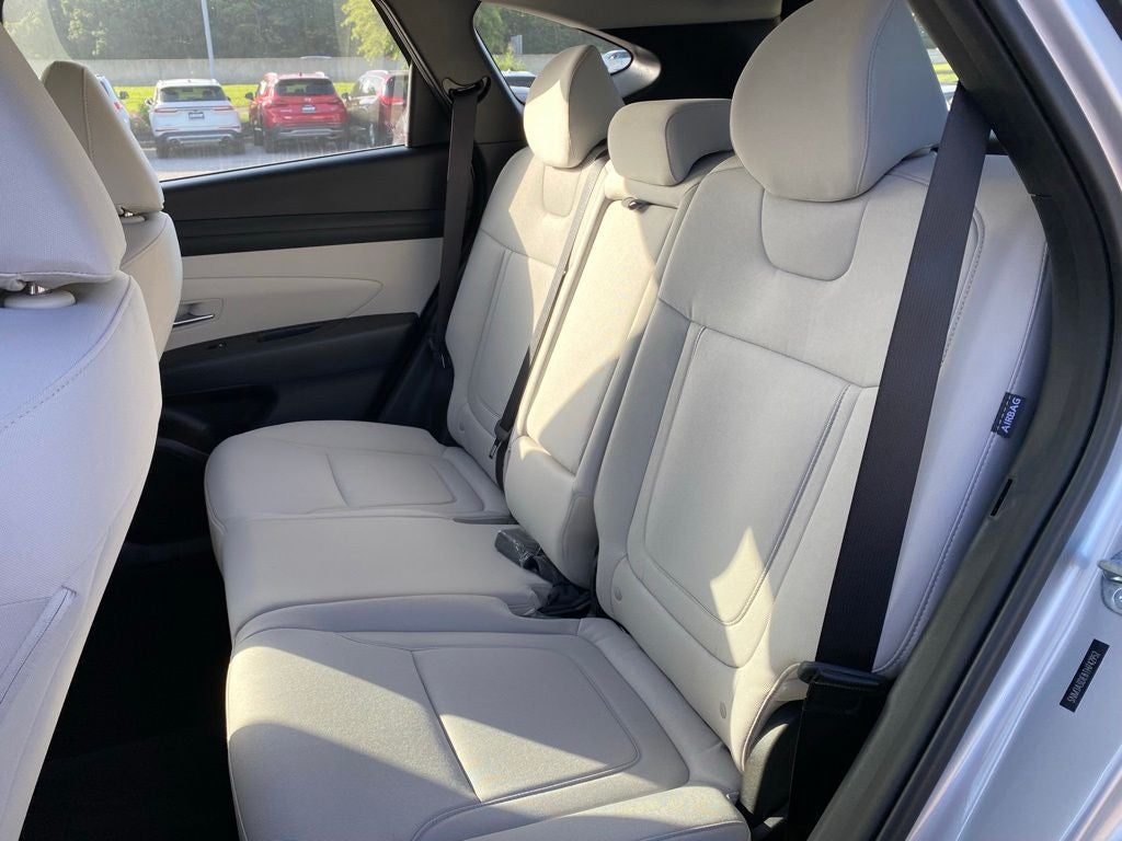 2026 Hyundai TUCSON SE FWD