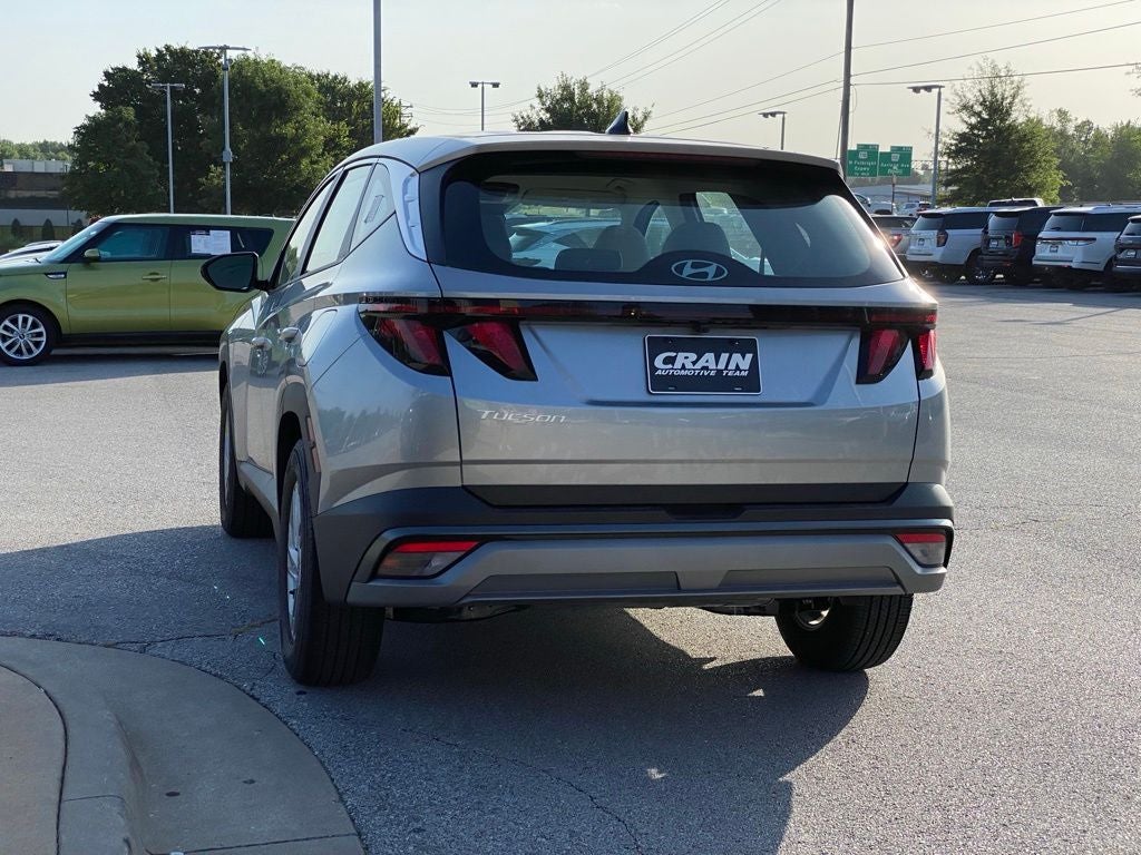 2026 Hyundai TUCSON SE FWD