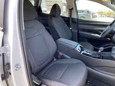 2026 Hyundai TUCSON SE AWD