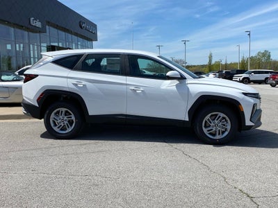 2026 Hyundai TUCSON SE AWD