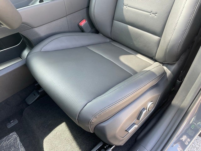 2025 Hyundai SANTA FE HYBRID Limited