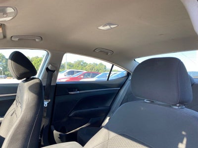 2019 Hyundai ELANTRA SE