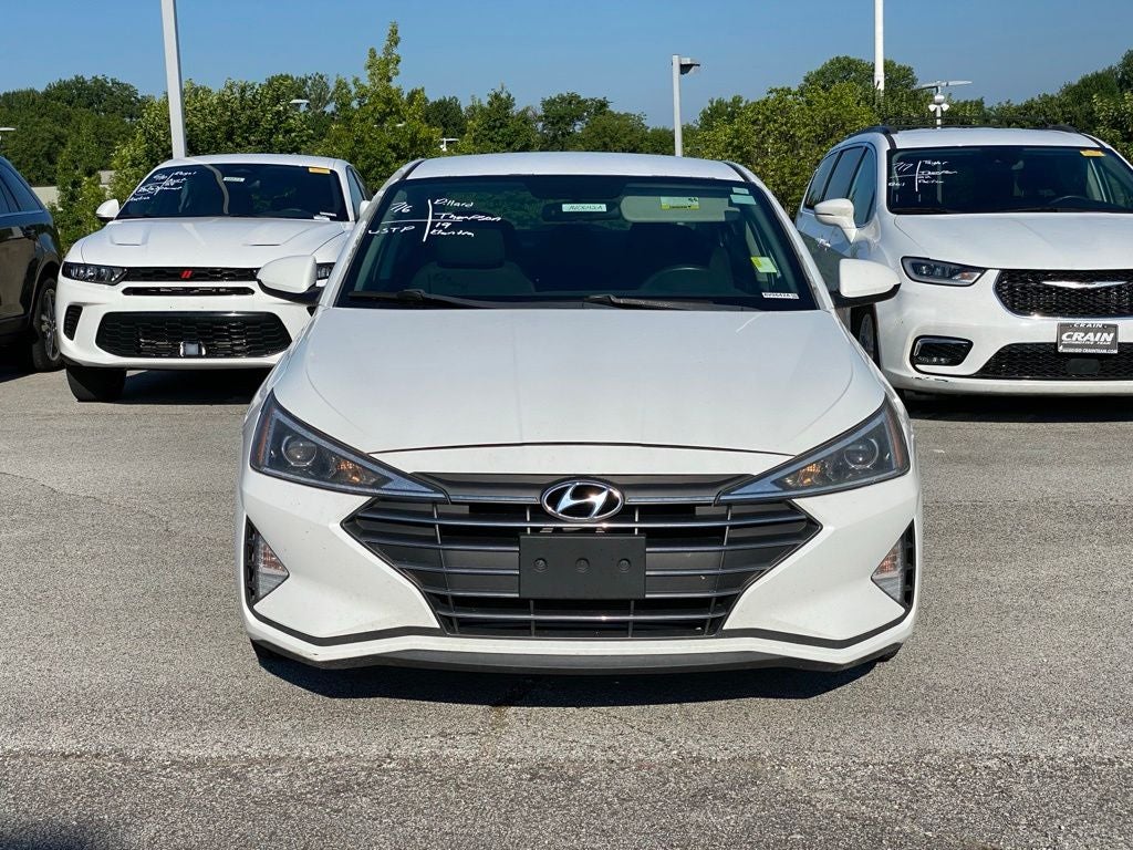 2019 Hyundai ELANTRA SE