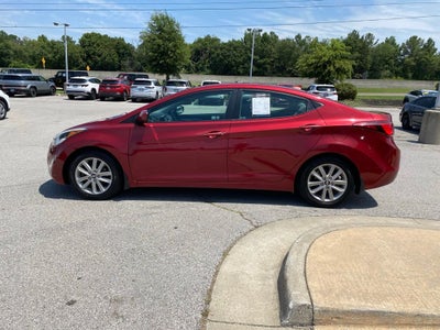2015 Hyundai ELANTRA SE