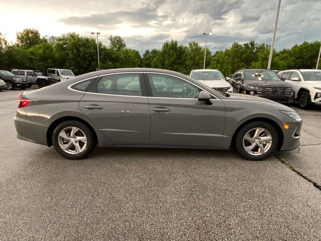 2021 Hyundai SONATA SE