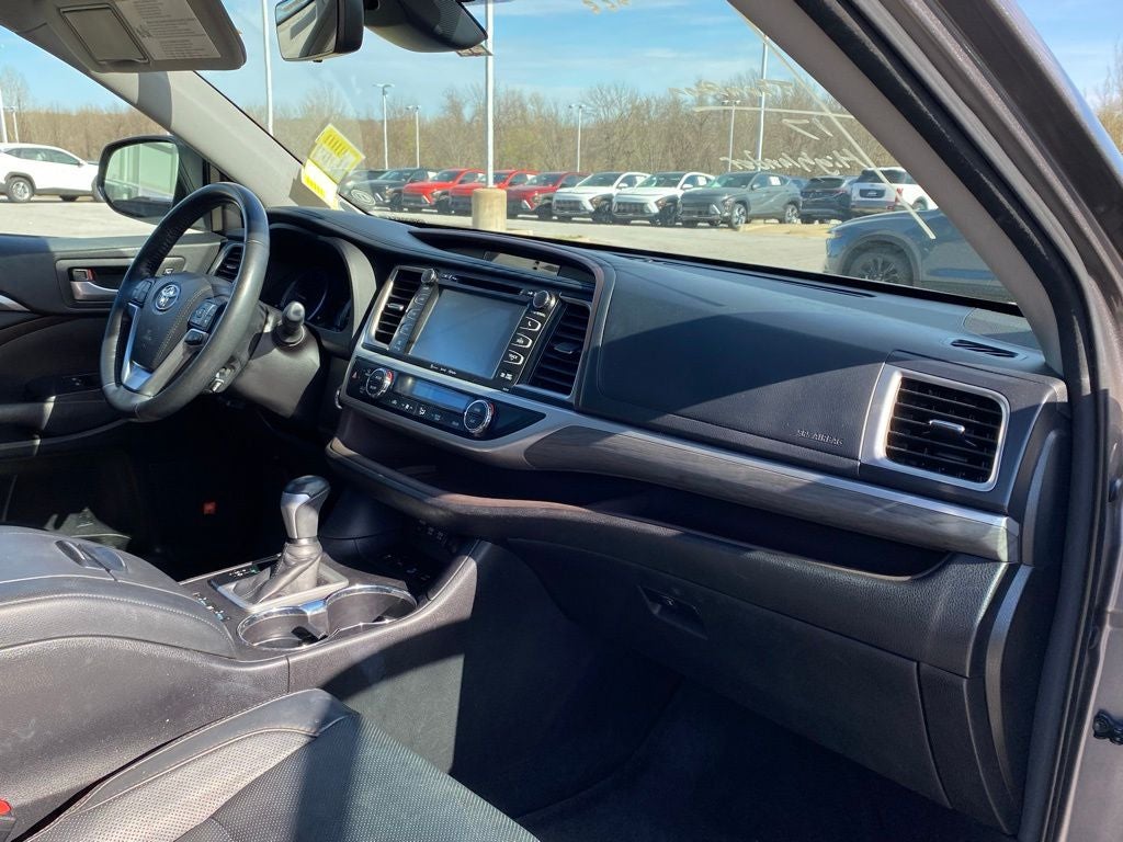 2017 Toyota Highlander Limited Platinum