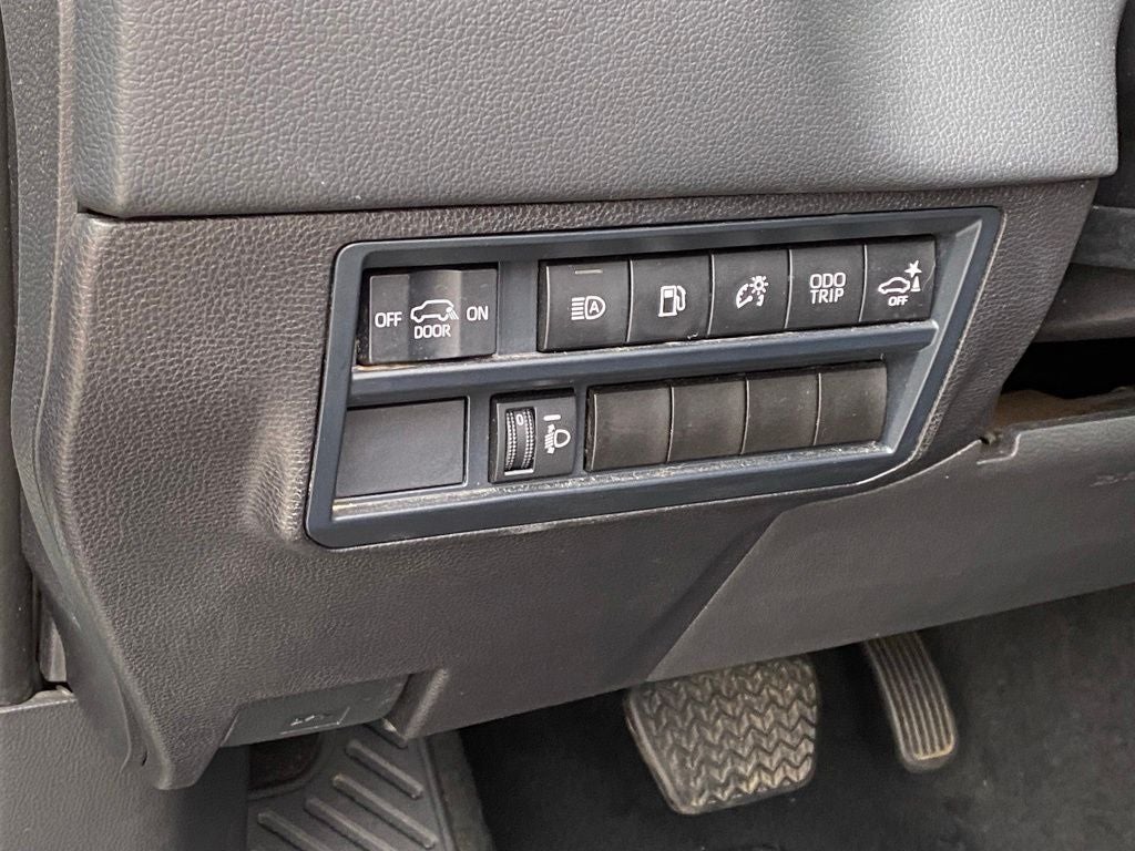 2025 Toyota Sequoia SR5