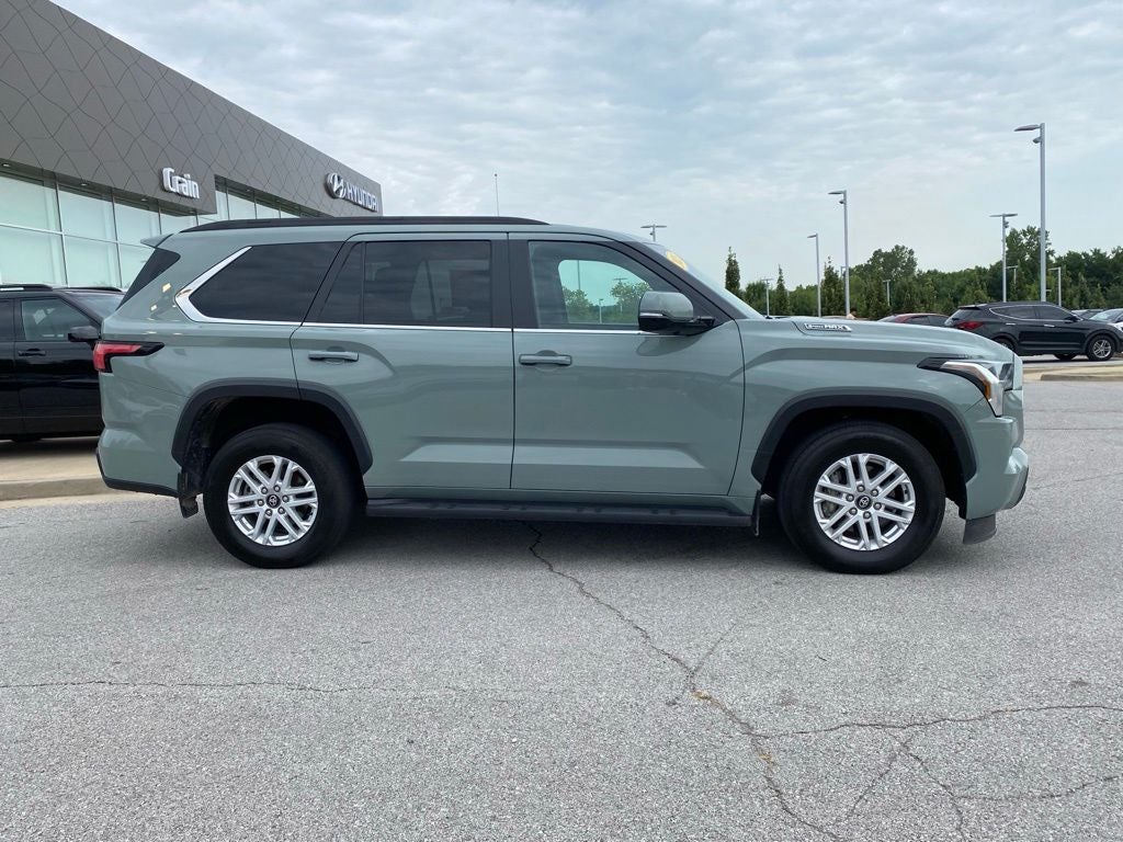 2025 Toyota Sequoia SR5