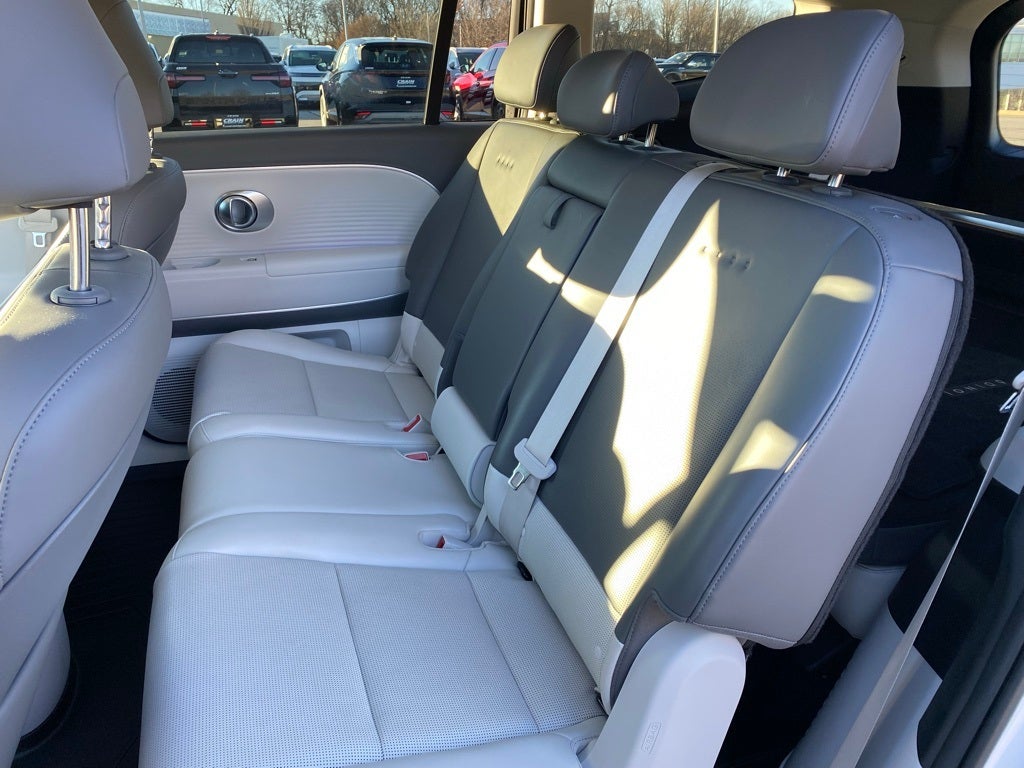 2026 Hyundai IONIQ 9 SEL LOCAL TRADE 1 OWNER