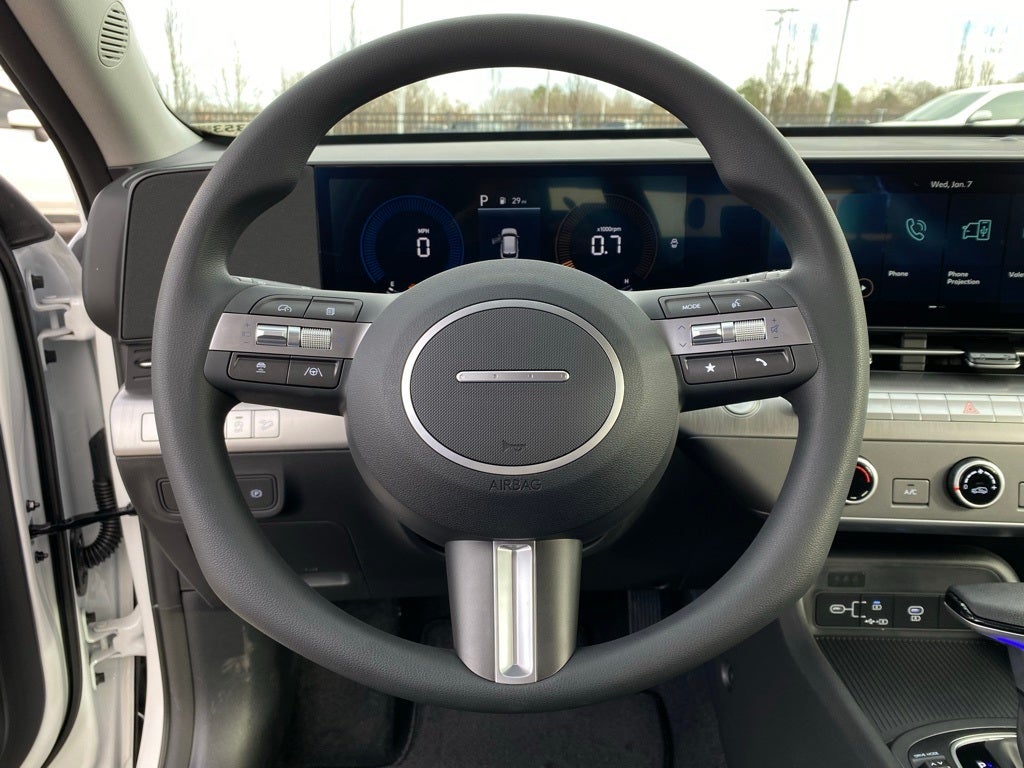 2026 Hyundai KONA SE FWD