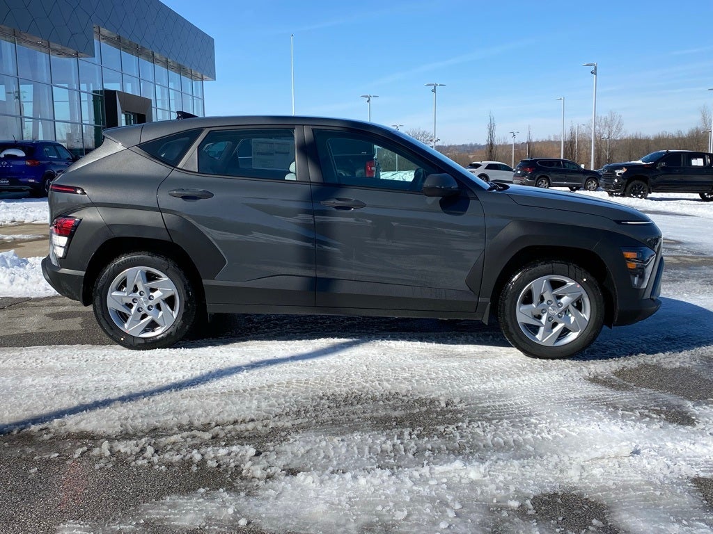 2026 Hyundai KONA SE FWD