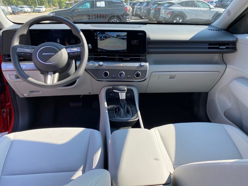 2027 Hyundai KONA SE FWD