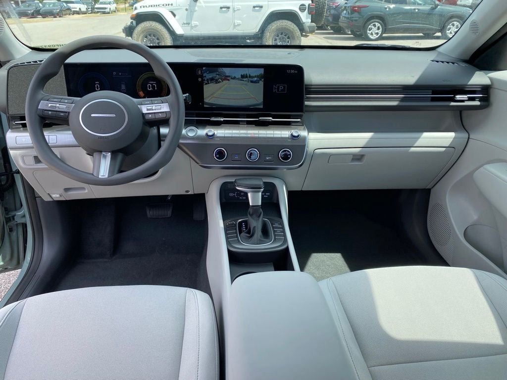 2027 Hyundai KONA SE FWD