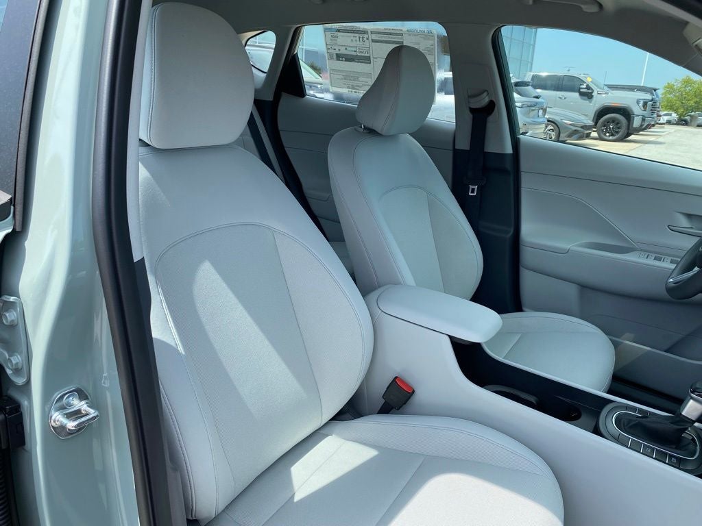 2027 Hyundai KONA SE FWD