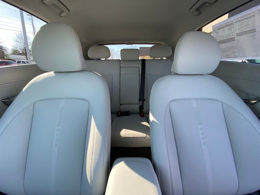 2026 Hyundai KONA SEL Premium FWD