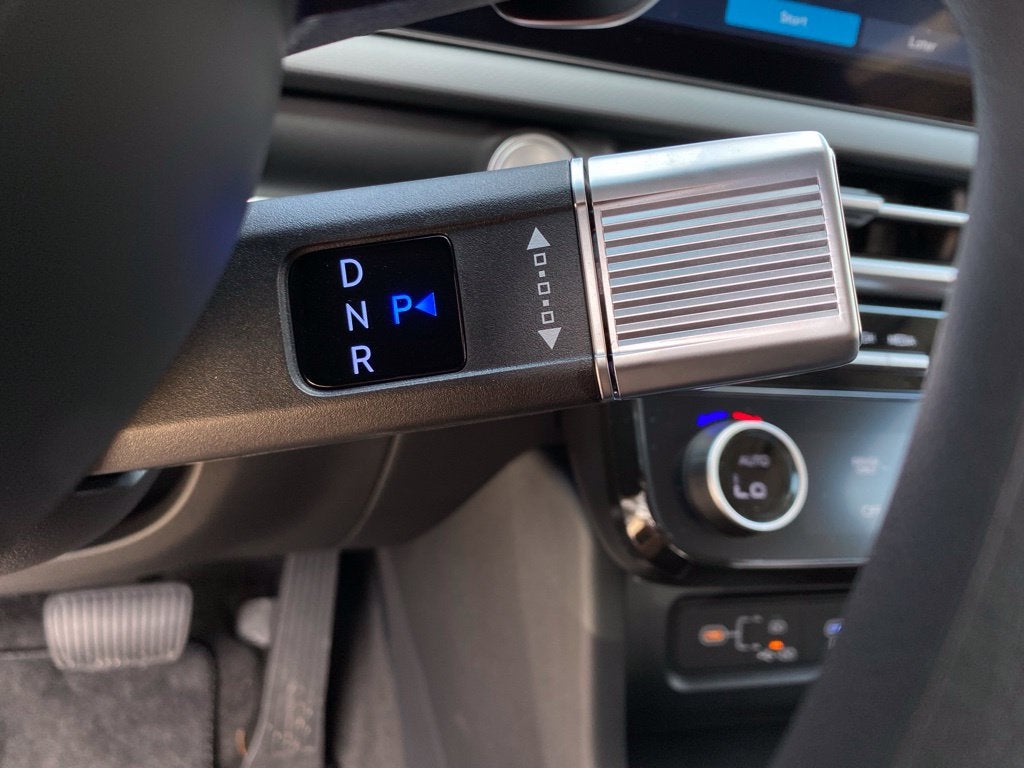 2026 Hyundai TUCSON HYBRID SE