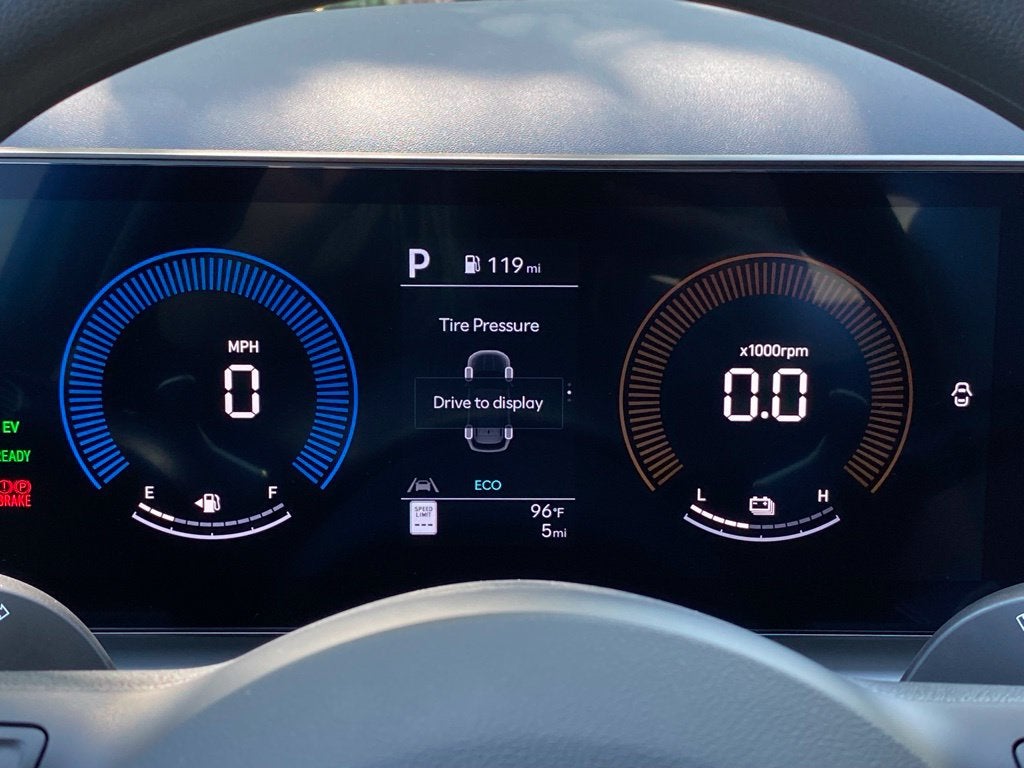 2026 Hyundai TUCSON HYBRID Blue SE