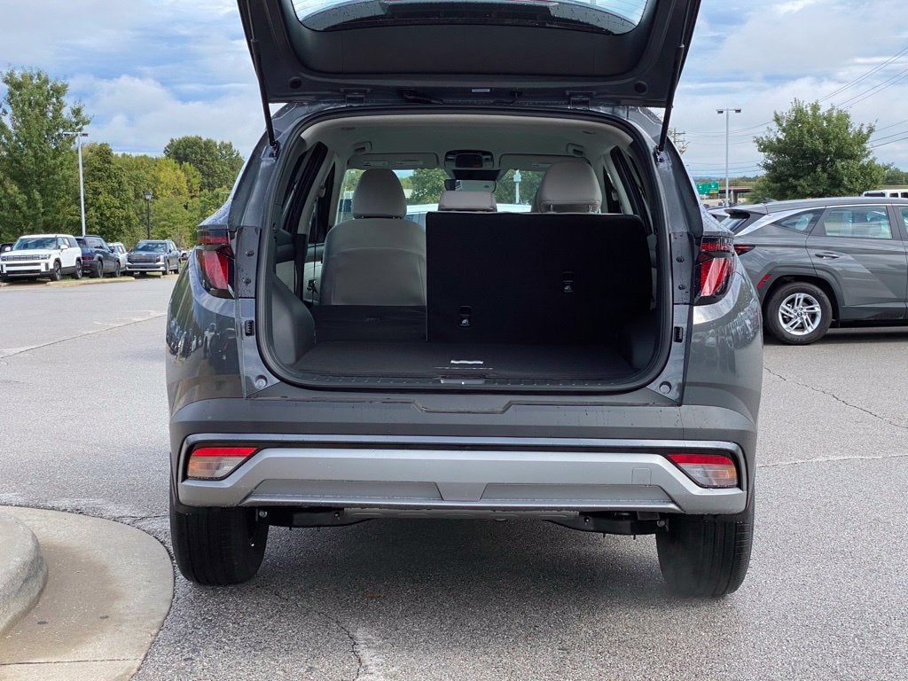 2026 Hyundai TUCSON HYBRID Blue SE
