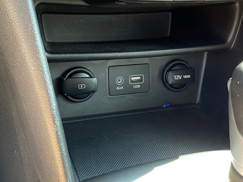 2021 Hyundai KONA SEL