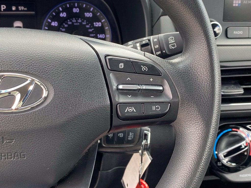 2023 Hyundai KONA SE