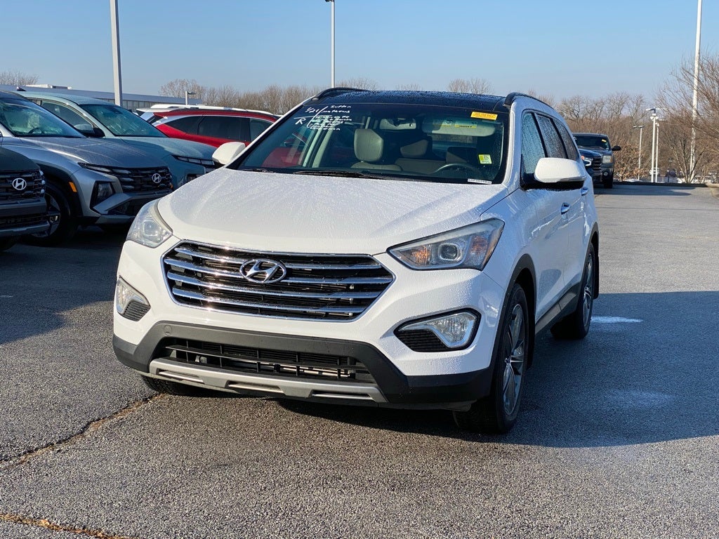 2016 Hyundai SANTA FE SE