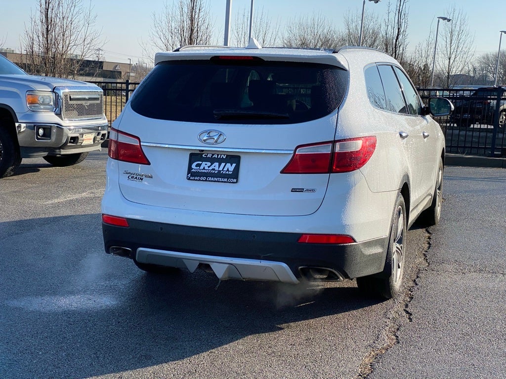 2016 Hyundai SANTA FE SE