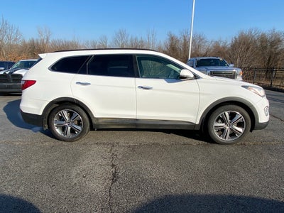 2016 Hyundai SANTA FE SE