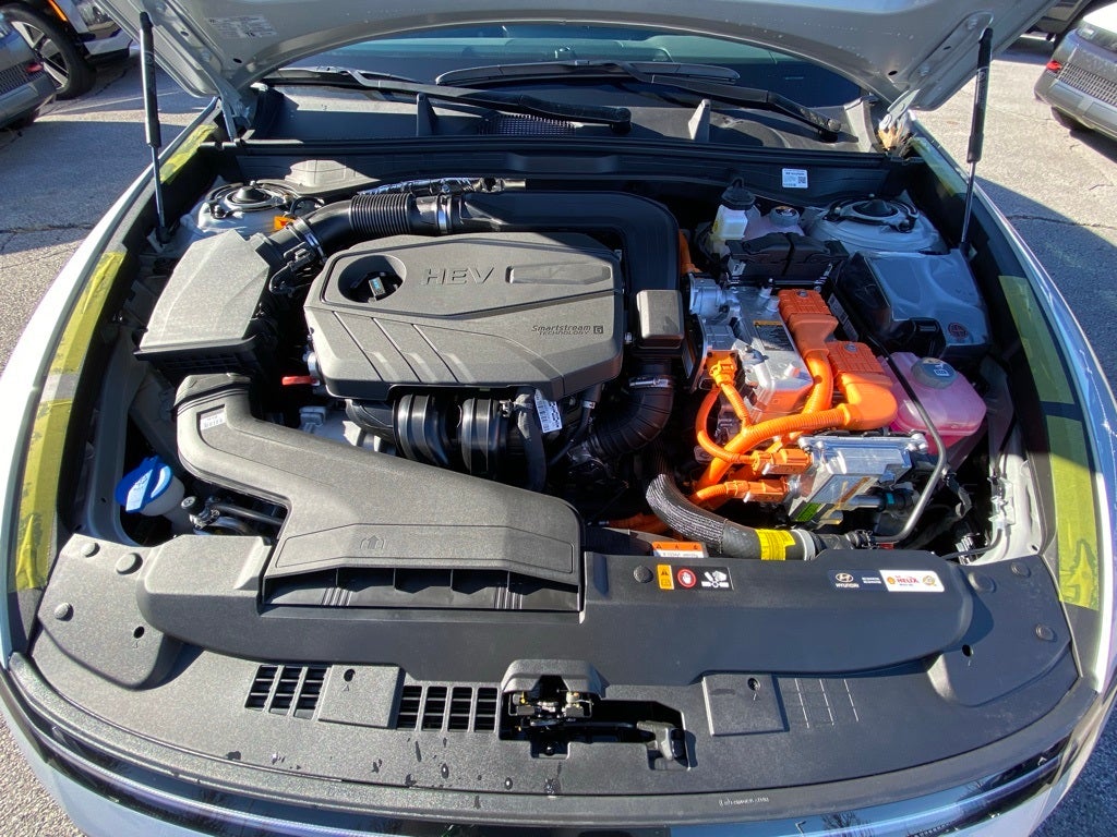 2026 Hyundai SONATA HYBRID SEL