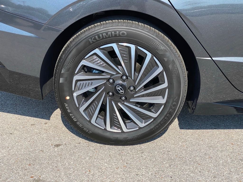 2026 Hyundai SONATA HYBRID SEL