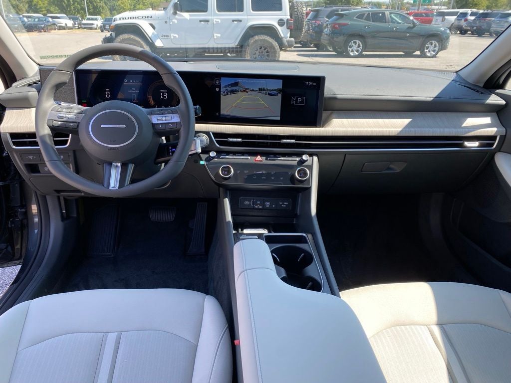 2026 Hyundai SONATA HYBRID SEL