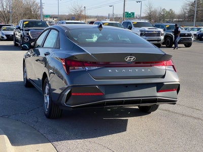 2026 Hyundai ELANTRA SE