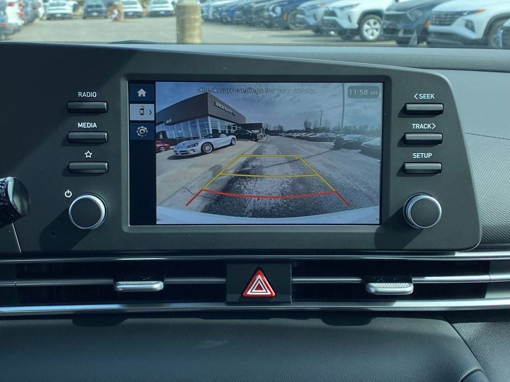 2026 Hyundai ELANTRA SE