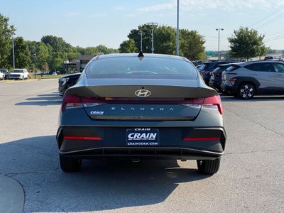 2026 Hyundai ELANTRA SE