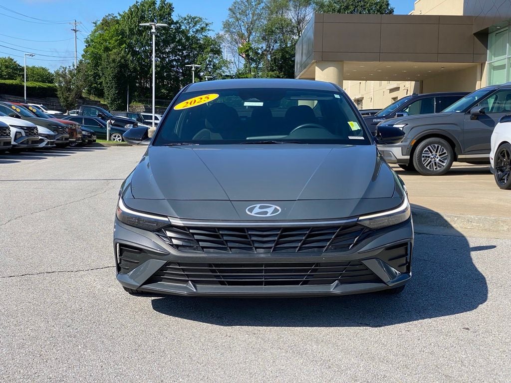 2025 Hyundai ELANTRA SEL Sport