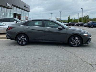 2026 Hyundai ELANTRA Limited