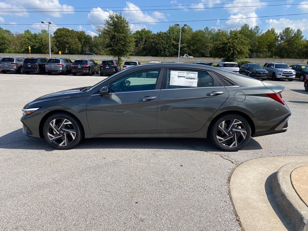2026 Hyundai ELANTRA Limited