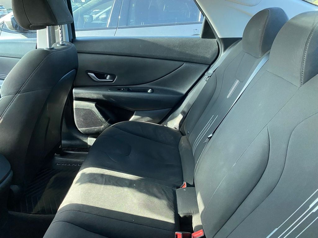 2022 Hyundai ELANTRA SEL