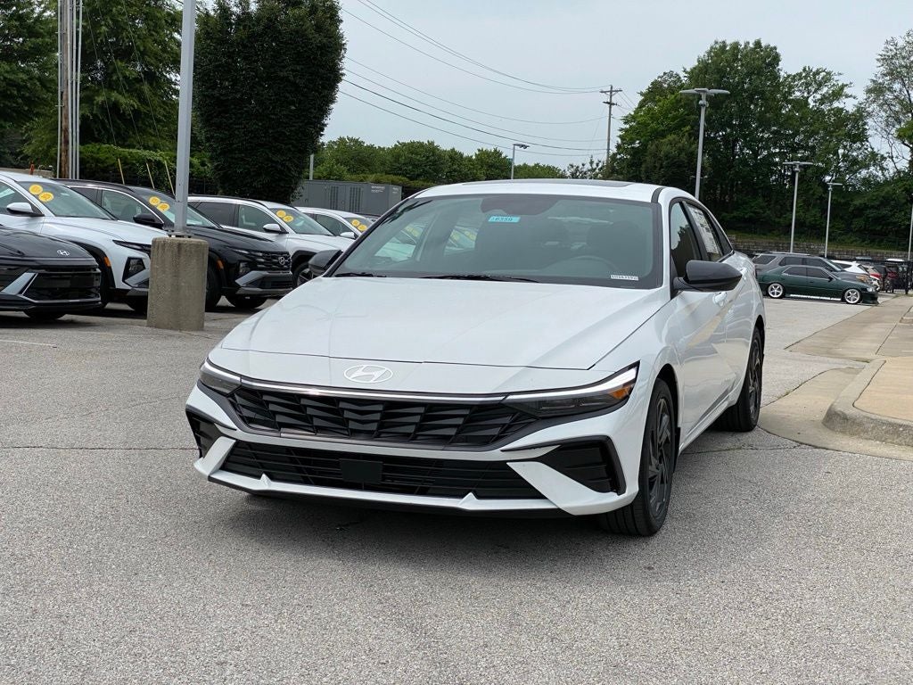 2026 Hyundai ELANTRA SEL Sport Premium