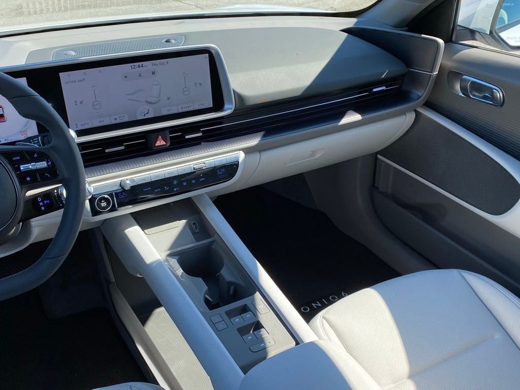 2025 Hyundai IONIQ 6 SEL