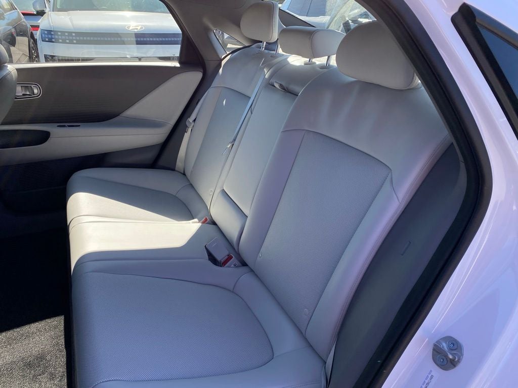 2025 Hyundai IONIQ 6 SEL