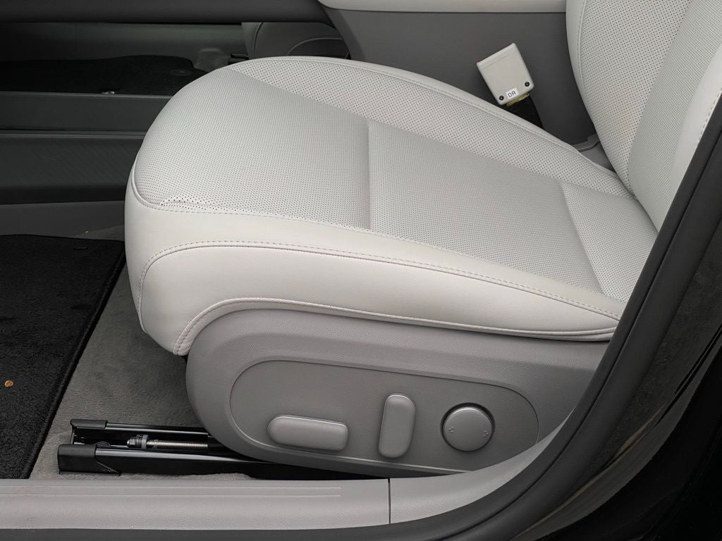 2025 Hyundai IONIQ 6 SEL