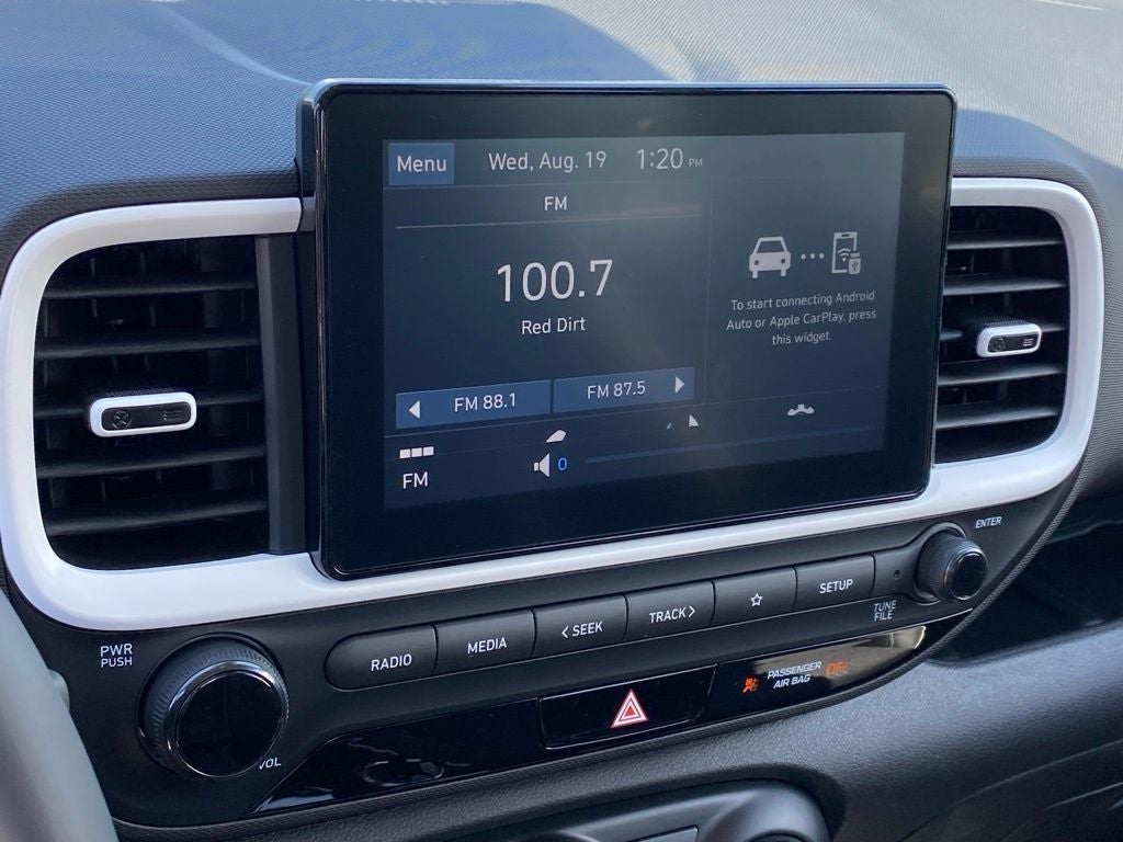 2026 Hyundai VENUE SEL W/Two-Tone Roof