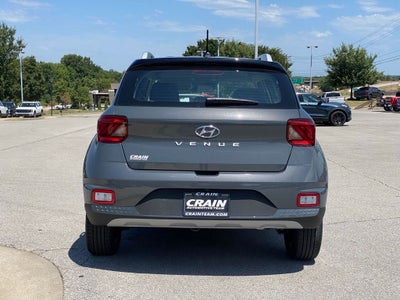 2026 Hyundai VENUE SEL W/Two-Tone Roof