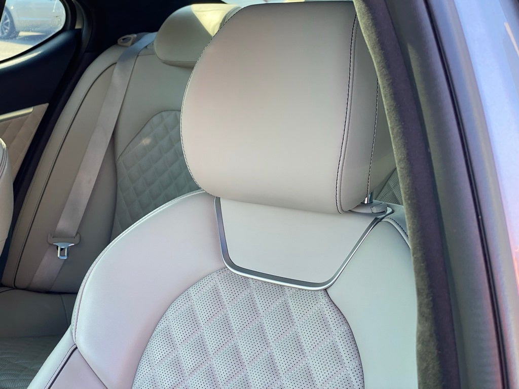 2023 Genesis G70 3.3T