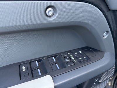 2024 Land Rover Defender 110 X-Dynamic SE