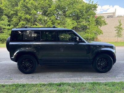 2024 Land Rover Defender 110 X-Dynamic SE