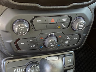 2022 Jeep Renegade Trailhawk 4X4 Leather Loaded!