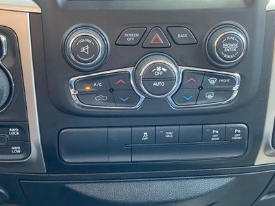 2019 RAM 1500 Classic SLT 4X4
